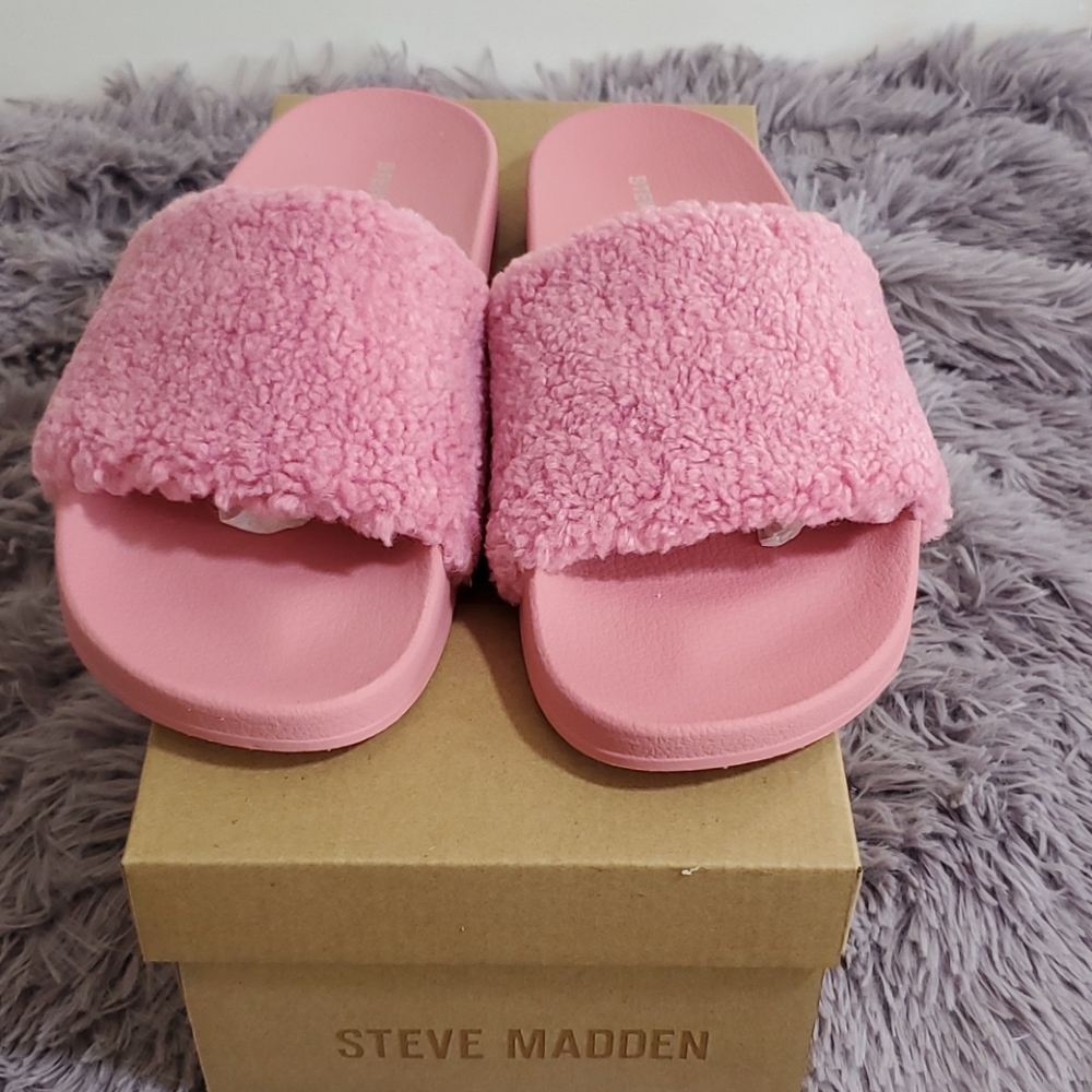 STEVE MADDEN SHEA SLIDES